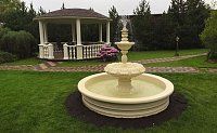 Фонтан Королевский бежевый