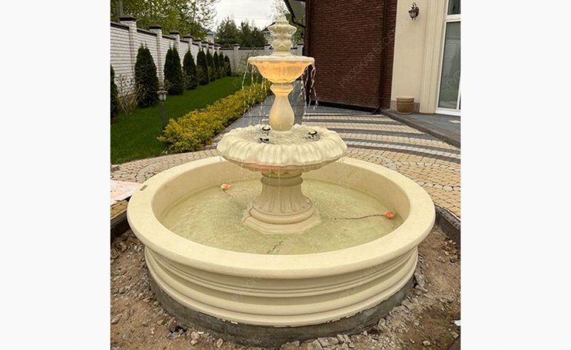 Фонтан Королевский бежевый