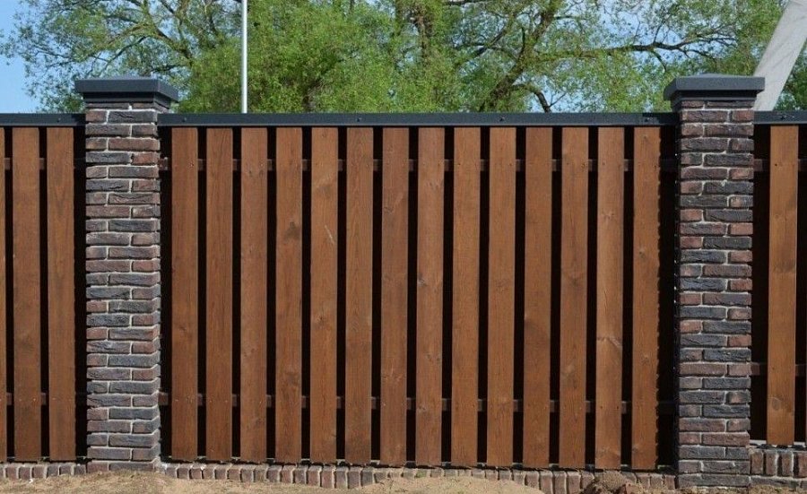 Забор №10 - шахматный с планкой